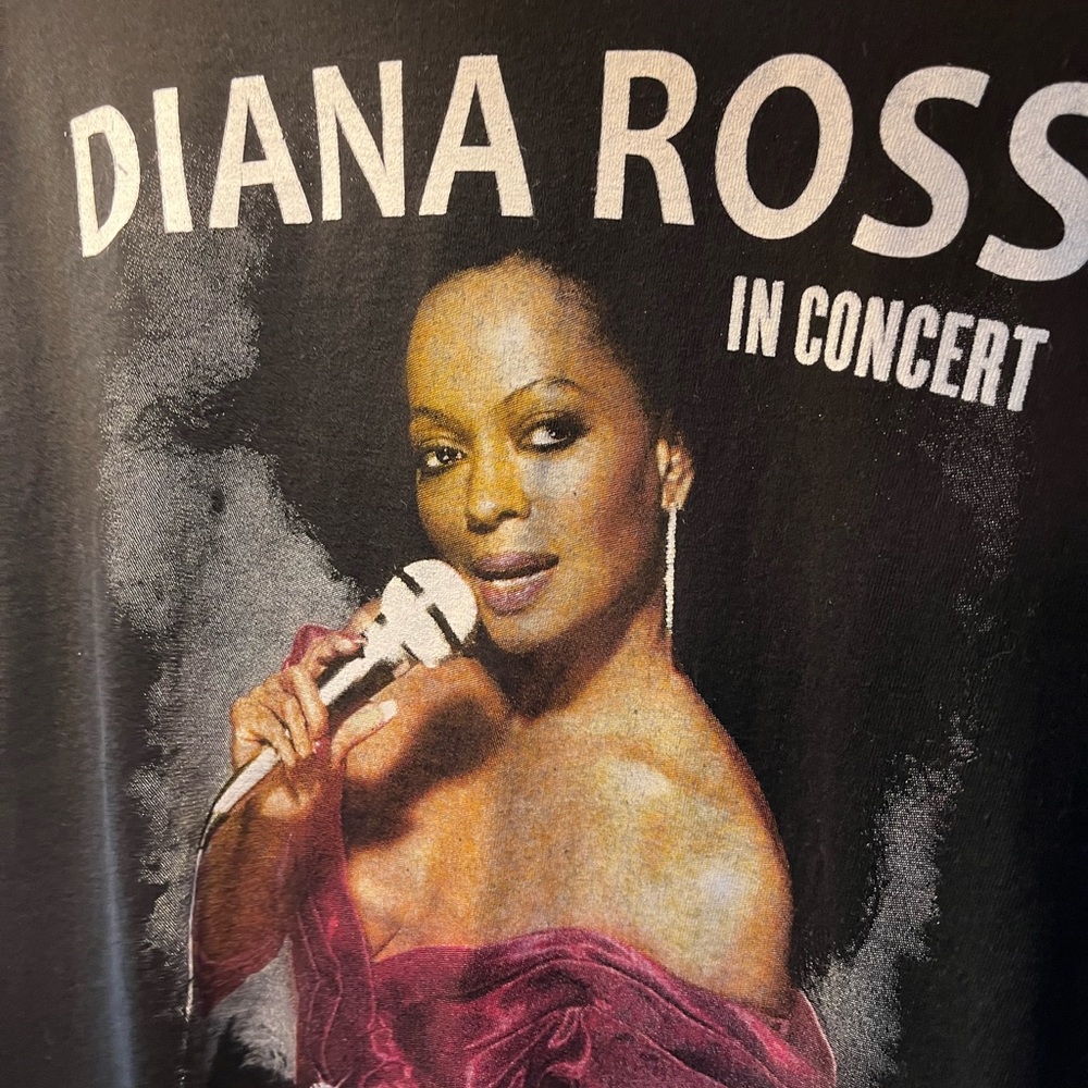 Diana Ross Tour Tee 2015 🎤⭐️
